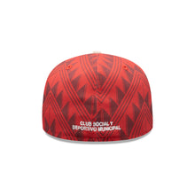 Cargar imagen en el visor de la galería, GORRA NEW ERA PLANA RED ESCUDO 5950
