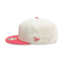 Cargar imagen en el visor de la galería, GORRA NEW ERA PLANA PINK 5950
