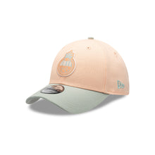 Cargar imagen en el visor de la galería, GORRA NEW ERA CLRWY PCH 940
