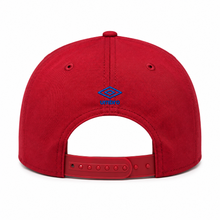 Cargar imagen en el visor de la galería, GORRA ROJA ESCUDO REGULAR
